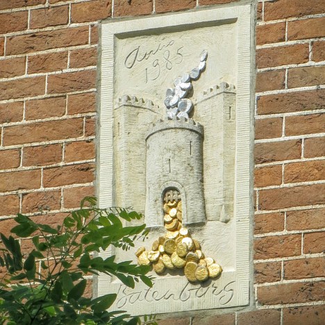 Small change in, hopefully gold out... Turning silver into gold